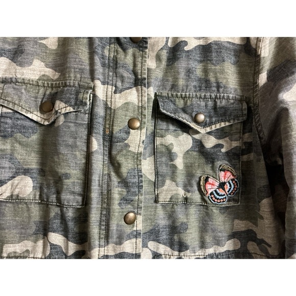 Gap Camo Utility Jacket Women's Olive Butterfly Embroidered Pockets Cinch Medium - Picture 4 of 6